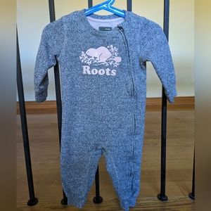 Baby roots romper